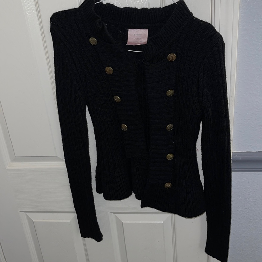 CUTE BRAND NAME SWEATER